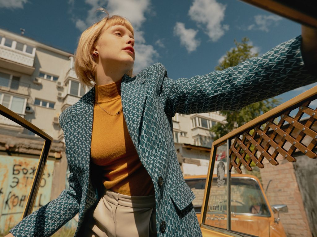 Пусеты Ладья Черная