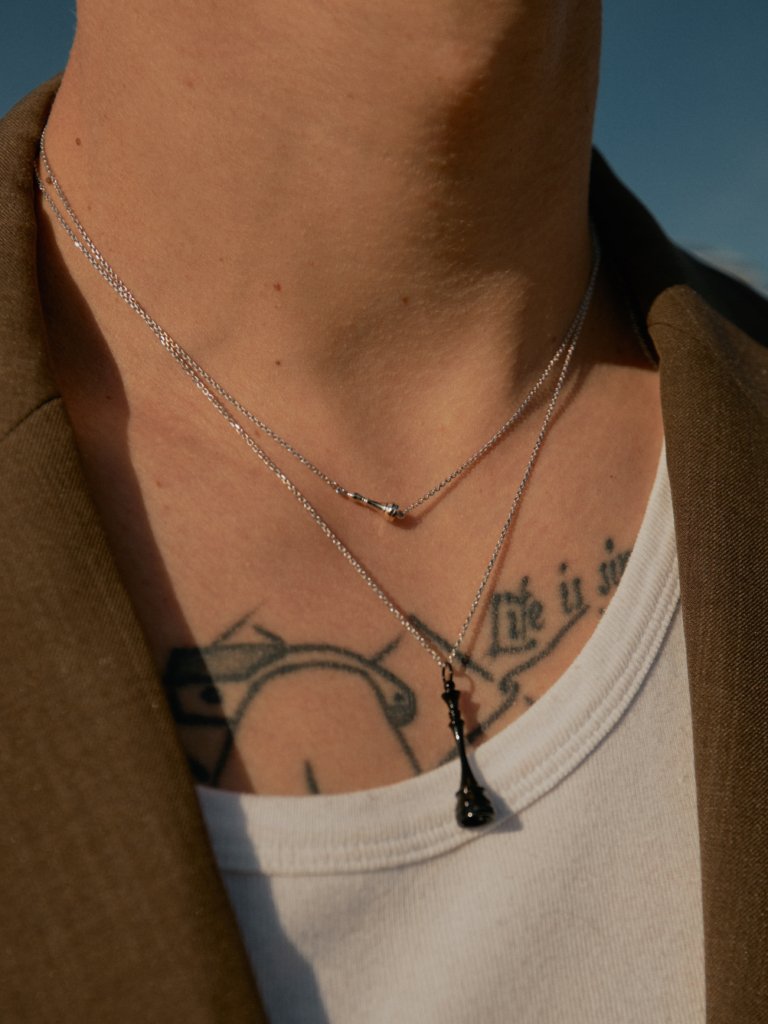 Подвеска Королева Черная