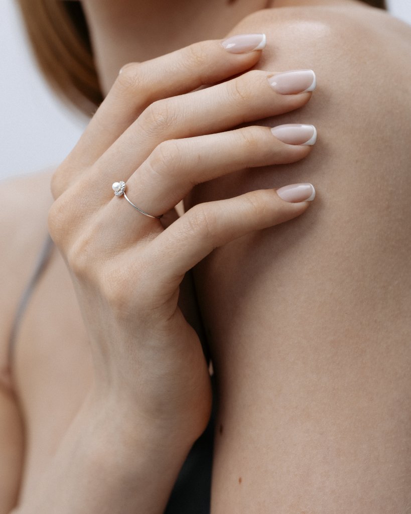 Кольцо с жемчугом и микробриллиантами