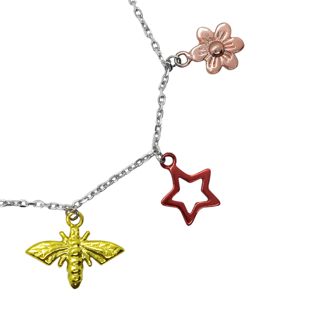 Браслет с цветными фигурками